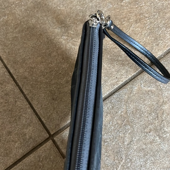 Coach Ashley Signature Large Wristlet - Picture 8 of 8